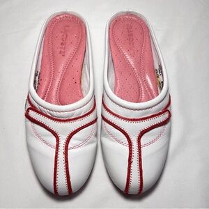 Lacoste Women’s slipper. Size US 5. Red and white